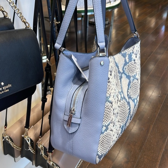 Kate Spade Leila Medium Triple Compartment Shoulder Tote
snake 
muted blue 
NWT - Picture 2 of 16